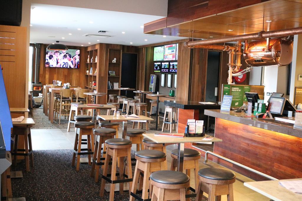 Sovereign Park Motor Inn Ballarat Exterior foto